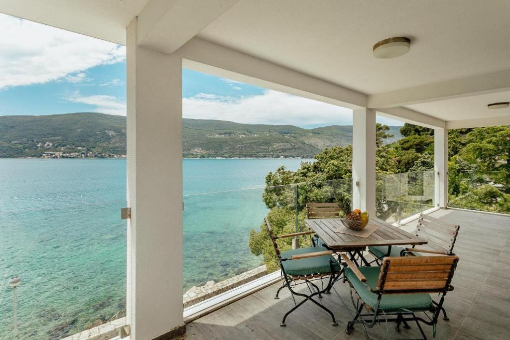 Apartments Joy Herceg Novi Exterior photo